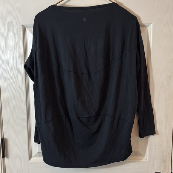 Lululemon Athletica Black Women's Blouse - Picture 2 of 4